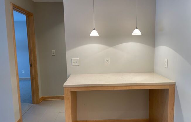 1 bed, 1 bath, 625 sqft, $1,405