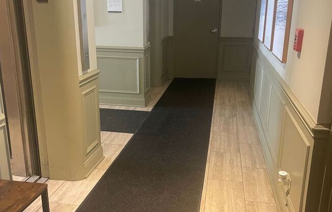 Studio, 1 bath, 475 sqft, $1,395, Unit 512