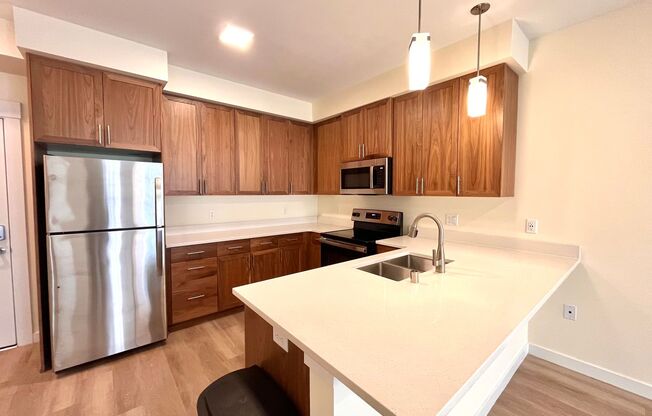 1 bed, 1 bath, 800 sqft, $1,600, Unit C208