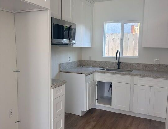 1 bed, 1 bath, $2,450