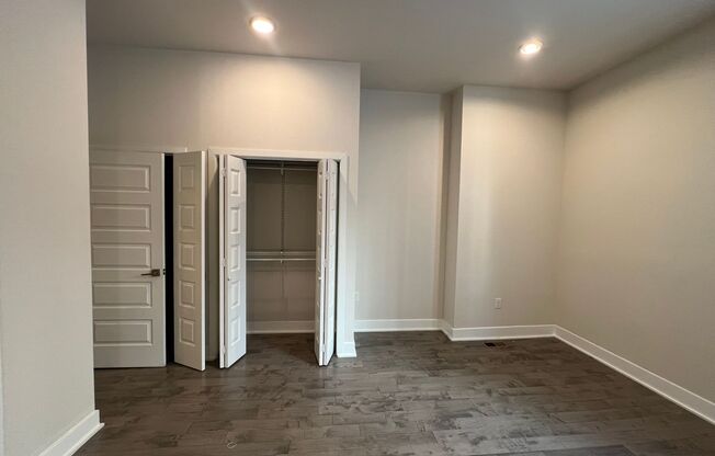 2 beds, 2 baths, 1,100 sqft, $2,200, Unit Unit 1