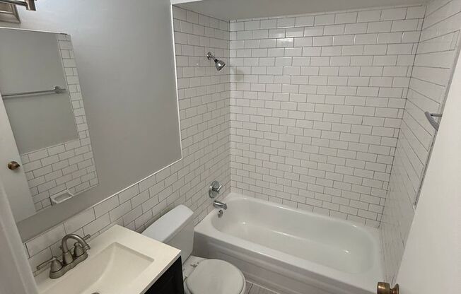 1 bed, 1 bath, $1,750, Unit 201