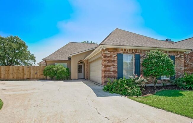 Spacious 3-Bedroom Home for Rent!