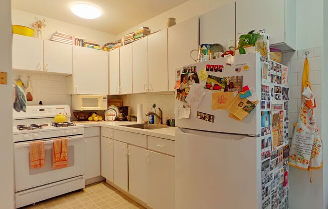 601 W. Deming Pl