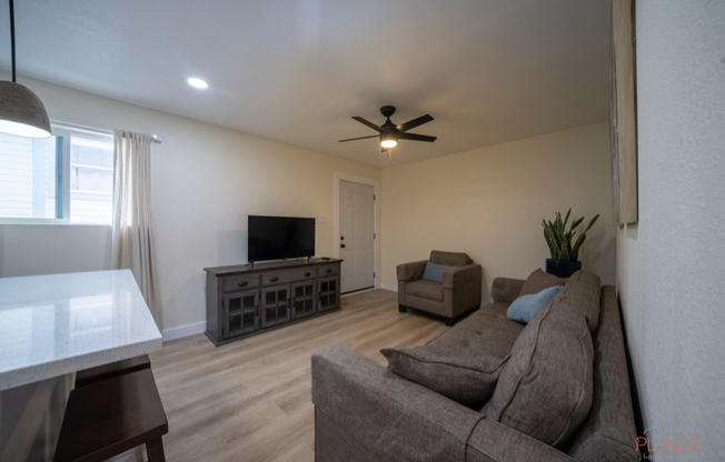 329 BEAUMONT CT