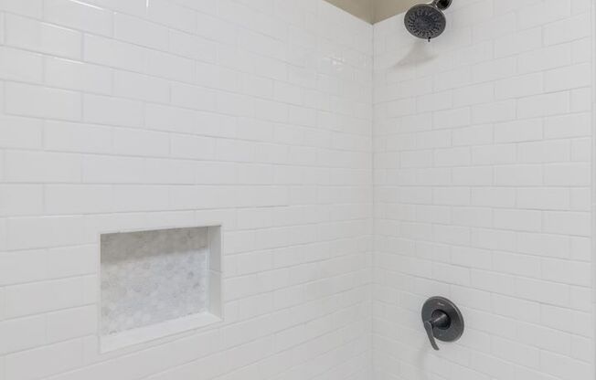 2 beds, 2 baths, $1,995