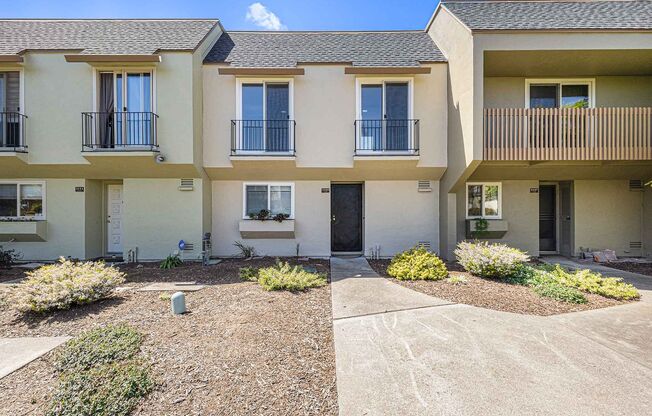 3109 El Paseo - 3 bedroom | 2.5 bath | Townhouse