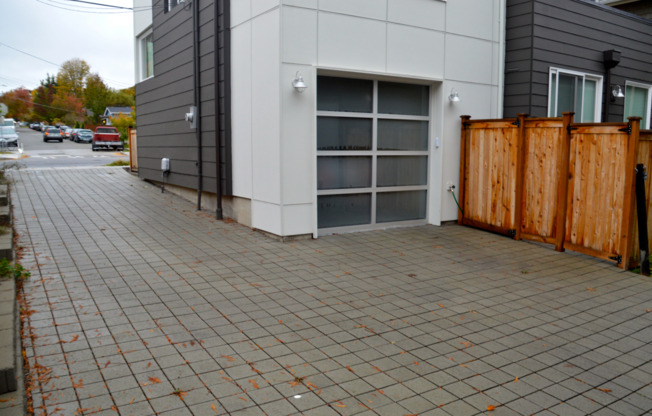 Modern & Immaculate 3 Bed Ballard Home For Lease!