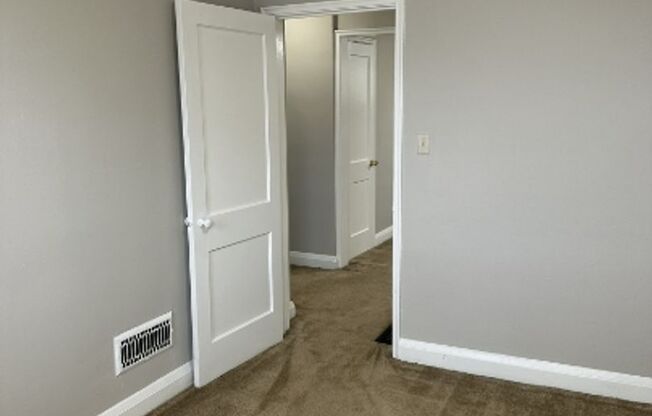 2907 Yorkway