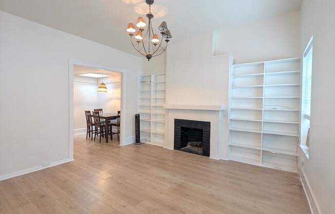 15 MINETTA ST