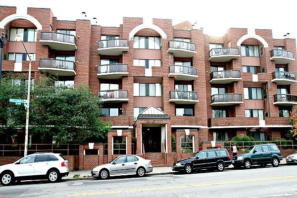 2320 WISCONSIN AVE NW #311