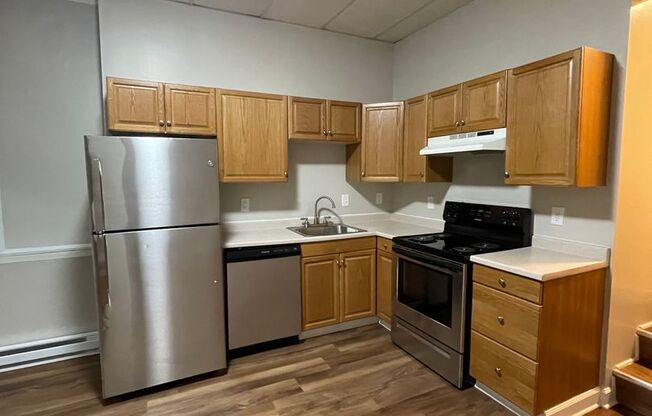 1 bed, 1 bath, $1,599, Unit B3