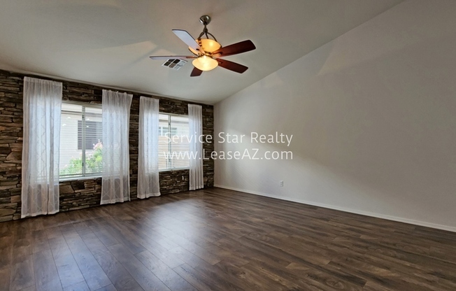 36243 N MIRANDESA DR