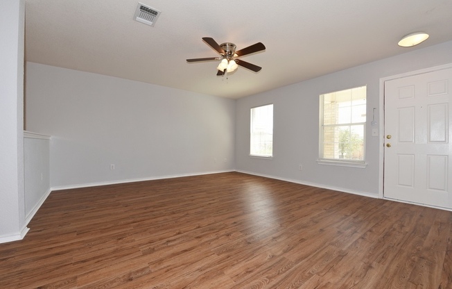 3 beds, 2 baths, $1,575