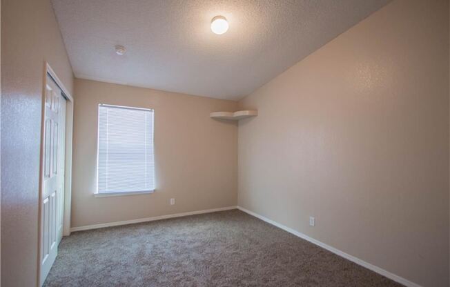 11808 Daplin Way