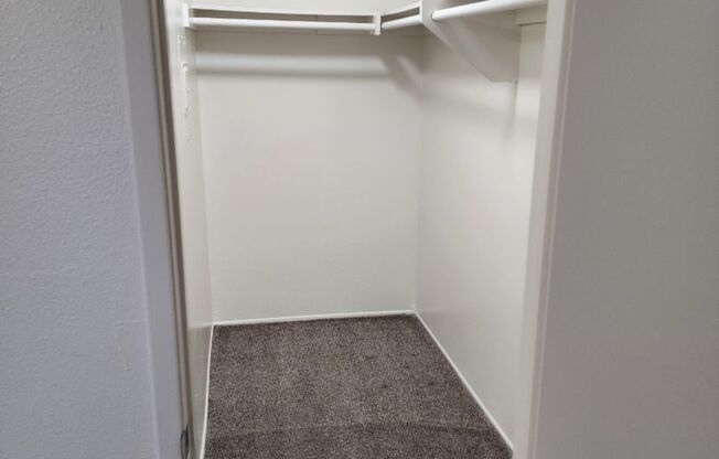 1 bed, 1 bath, 620 sqft, $1,750, Unit 08