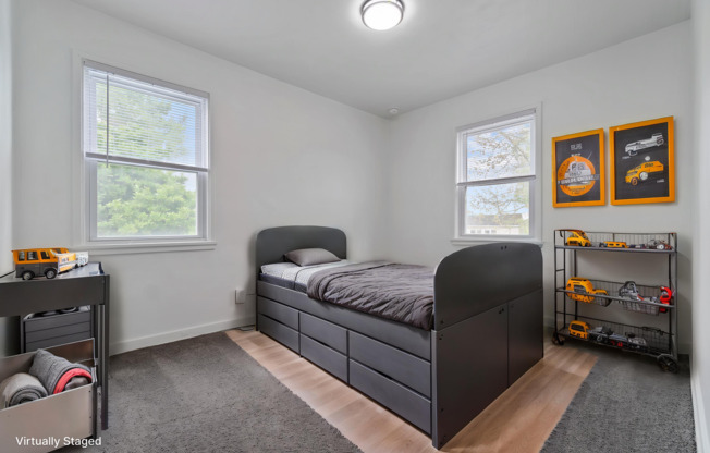 Now Available: 2-bedroom and 1-bathroom townhouse