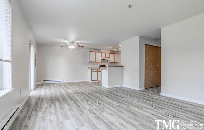 2 beds, 1 bath, 960 sqft, $1,475, Unit 220