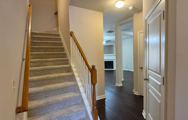 Bright & Spacious 3-Bedroom Townhome in Gated Community – Prime Lawrenceville Location