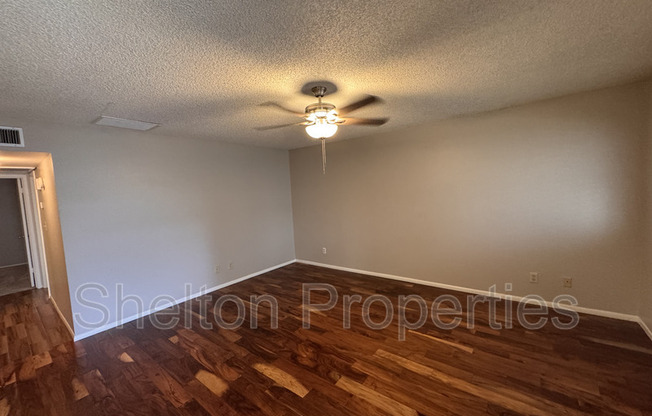 10103 N 97 AVE