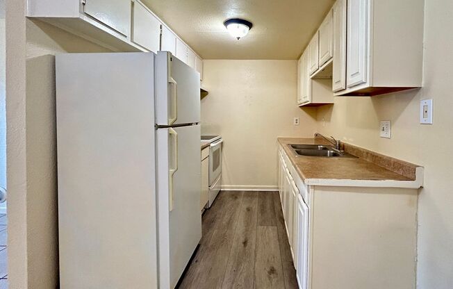 2 beds, 2 baths, $1,675, Unit 2779