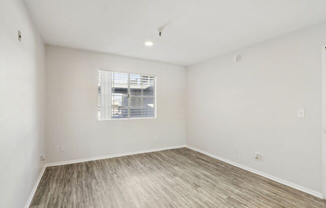 1 bed, 1 bath, 700 sqft, $1,948, Unit 405