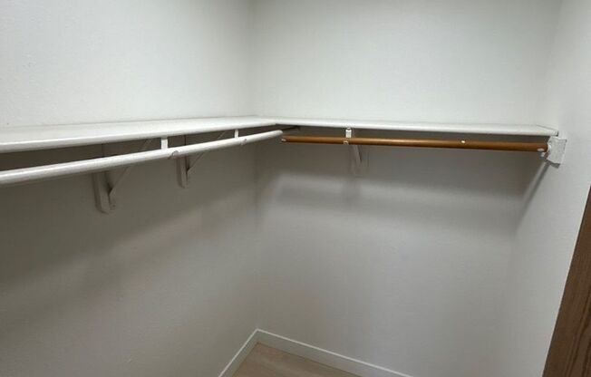 2 beds, 1 bath, 1,078 sqft, $1,000, Unit 203-105F