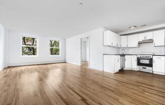 306 W 30 ST