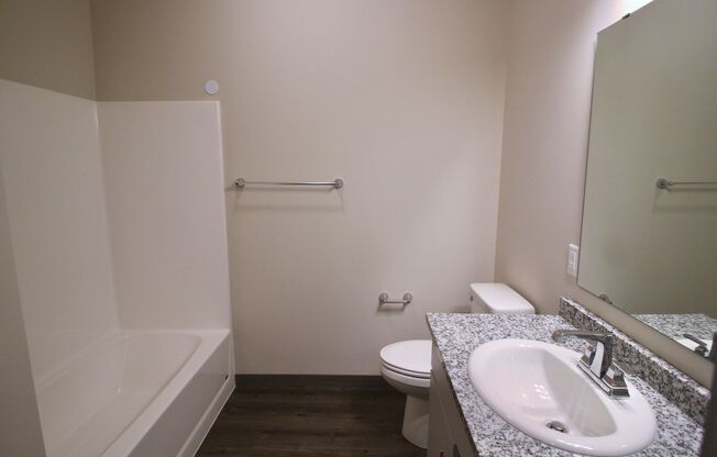 1 bed, 1 bath, 720 sqft, $1,245, Unit UW 1425-304