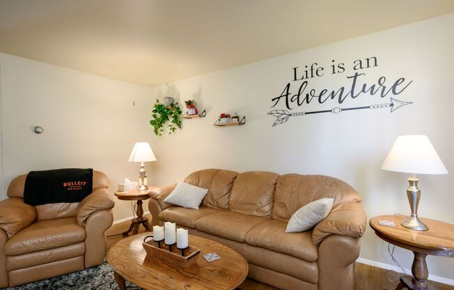 Remodeled 2 Bedroom Townhouses for rent in Manchester! Pets Welcome!