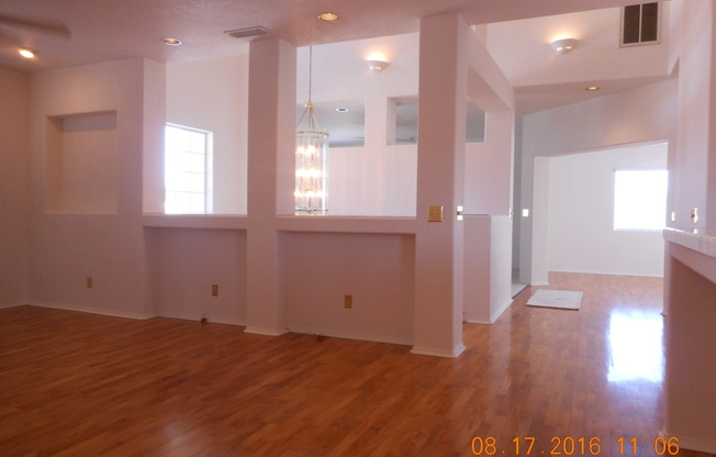 3 beds, 2.5 baths, $3,750