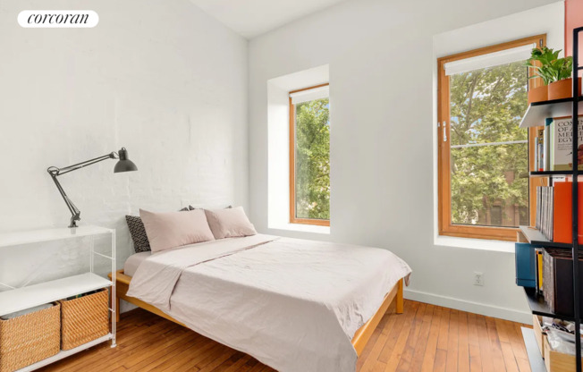 156 W 130 ST