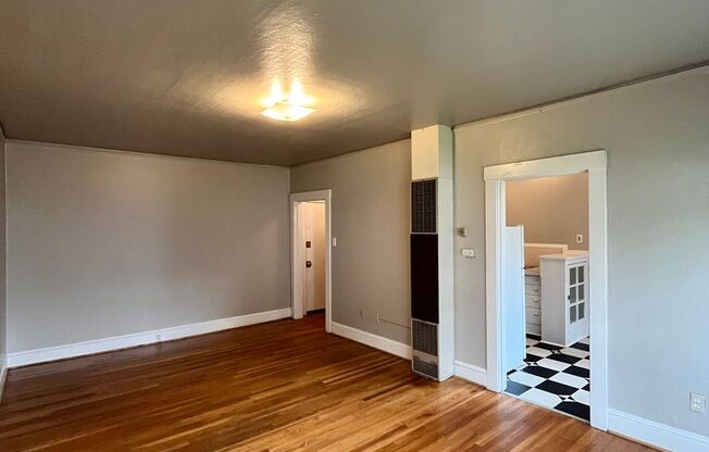 Studio, 1 bath, $1,295, Unit 11