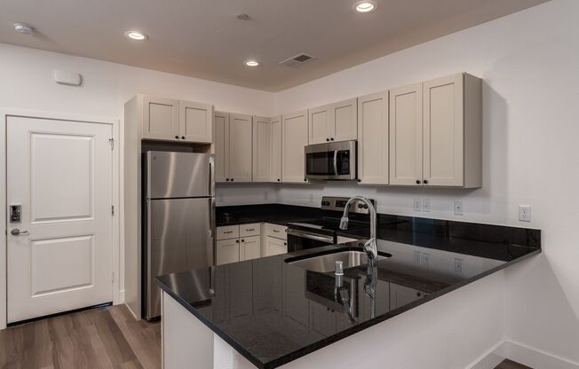 2 beds, 2 baths, 989 sqft, $1,770, Unit 133