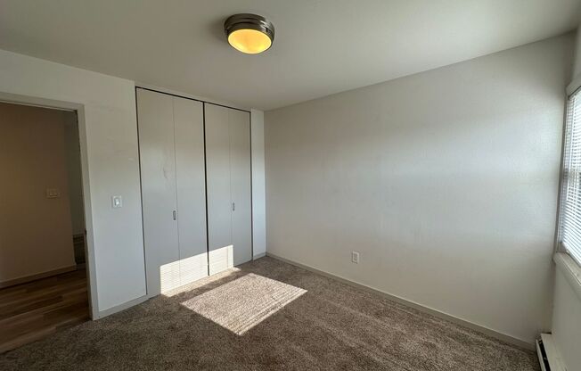 2 beds, 1 bath, $1,395, Unit 202