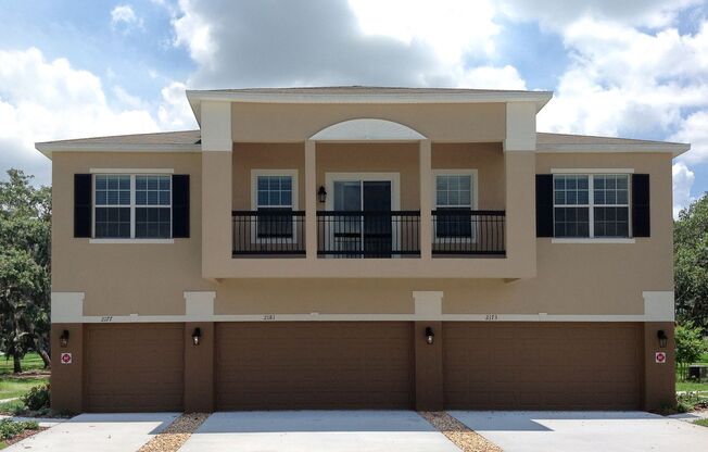 3 beds, 2.5 baths, $2,100, Unit OSCEOLA COUNTY