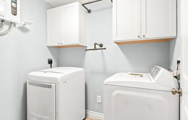 2 beds, 2 baths, $4,125, Unit # 803