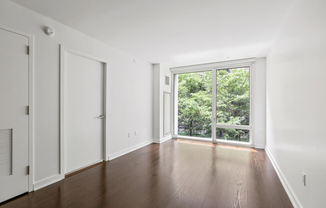 1 bed, 1 bath, $4,916, Unit 321