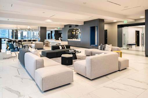 Amenities Center at 220 Meridian, Indianapolis, IN 46204