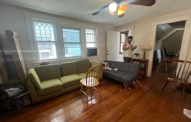 3 beds, 1 bath, 1,011 sqft, $2,500, Unit 19 Woodland St. - 3rd Fl