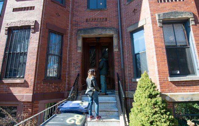 large 4 bed in Mission Hill
