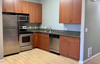 1 bed, 1 bath, $2,200