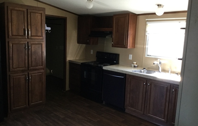 3 beds, 2 baths, $1,800