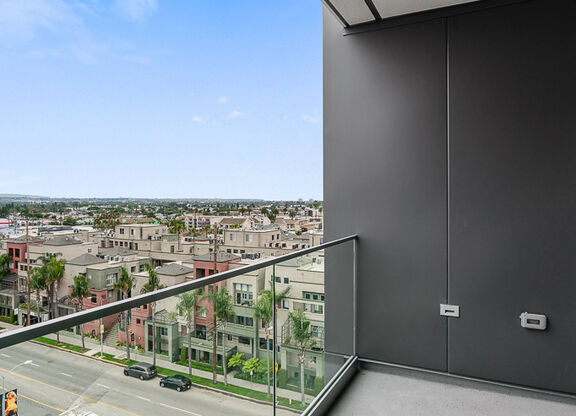 1 bed, 1 bath, 743 sqft, $3,850, Unit 422