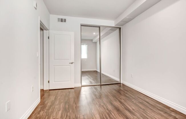 2 beds, 2 baths, 895 sqft, $2,695, Unit 205