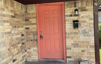 3 beds, 1 bath, $1,650