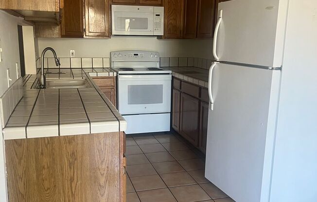Very Nice Downstairs Unit