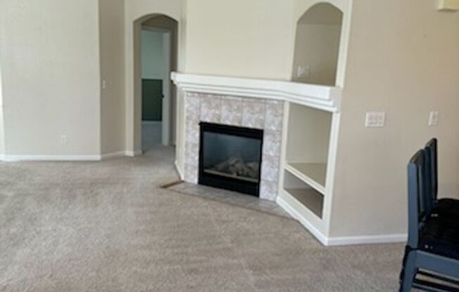 3 beds, 2 baths, $2,250