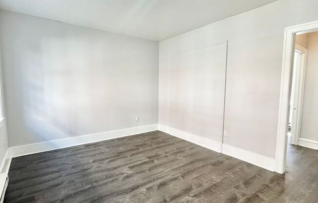1 bed, 1 bath, 500 sqft, $925, Unit A-03