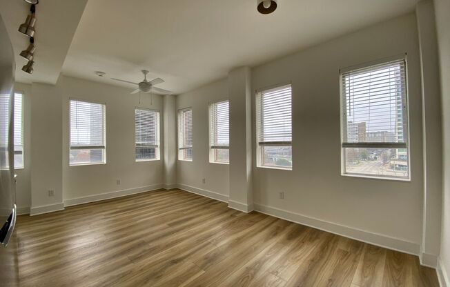 1 bed, 1 bath, 595 sqft, $1,512, Unit 159-203